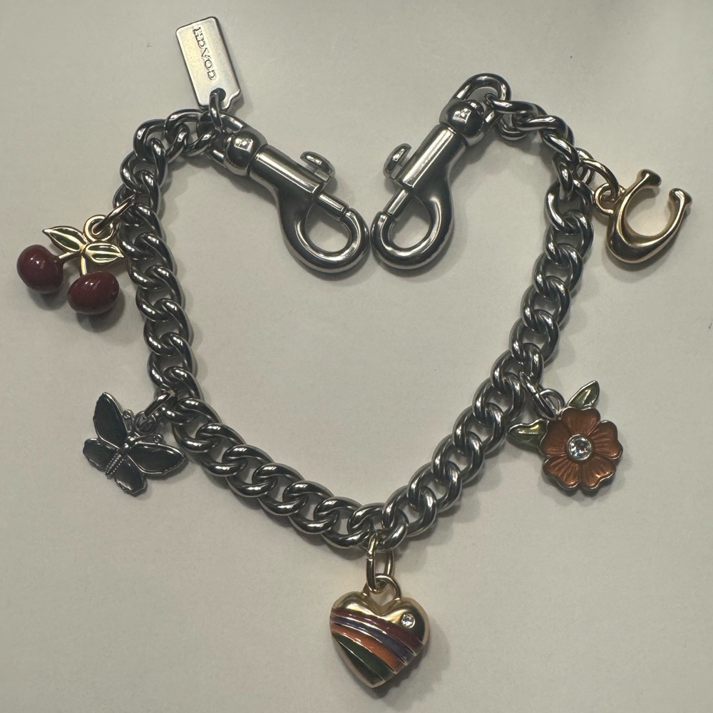 COACH Swagger Chain With Charms - Picture 3 of 4